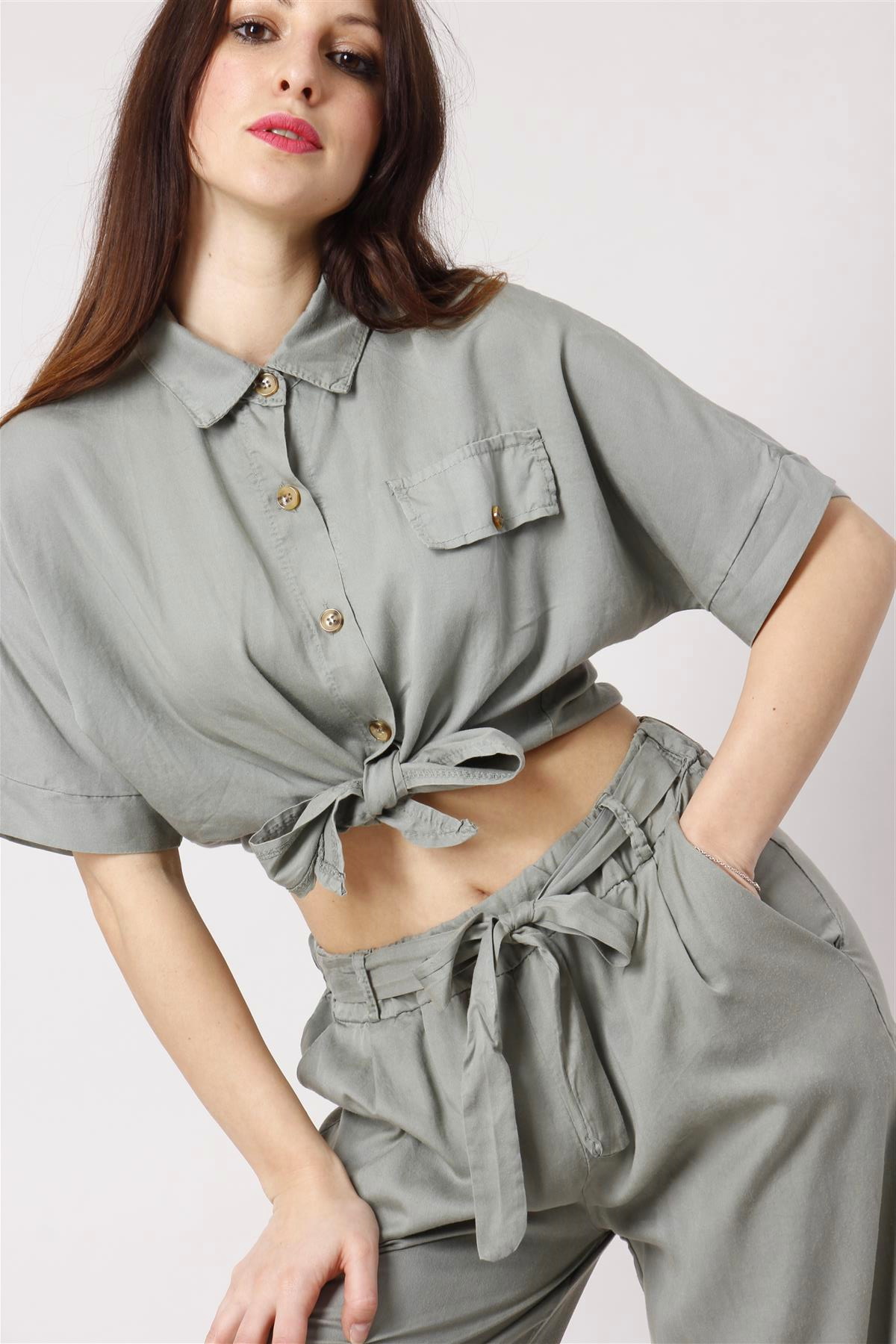 Italian casual trendy women's wholesale — sage green tied shirt and trousers set
